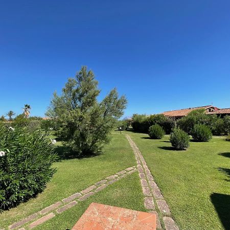 Appartamento In Villaggio, A 150Mt Dal Mare San Teodoro  Exterior foto