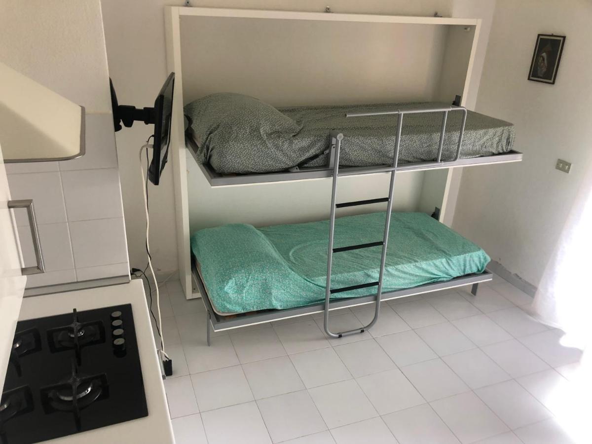 Appartamento In Villaggio, A 150Mt Dal Mare San Teodoro  Exterior foto