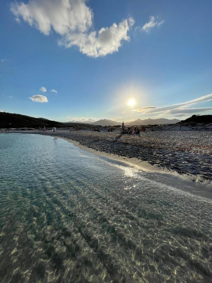 Appartamento In Villaggio, A 150Mt Dal Mare San Teodoro  Exterior foto